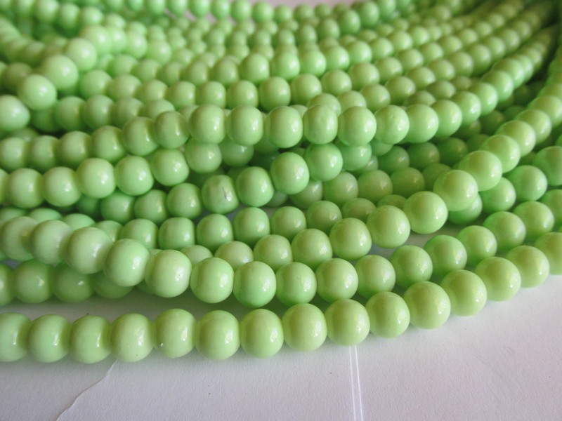 (image for) Lime green glass rounds #1324